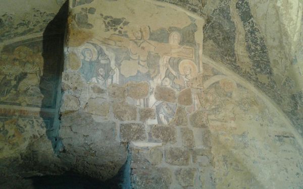 Crocifissione, affresco (X sec.), Basilica dei SS. Martiri, Cimitile