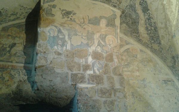 The crucifixion of Jesus, fresco (X sec.), Basilica of Santi Martiri, Cimitile